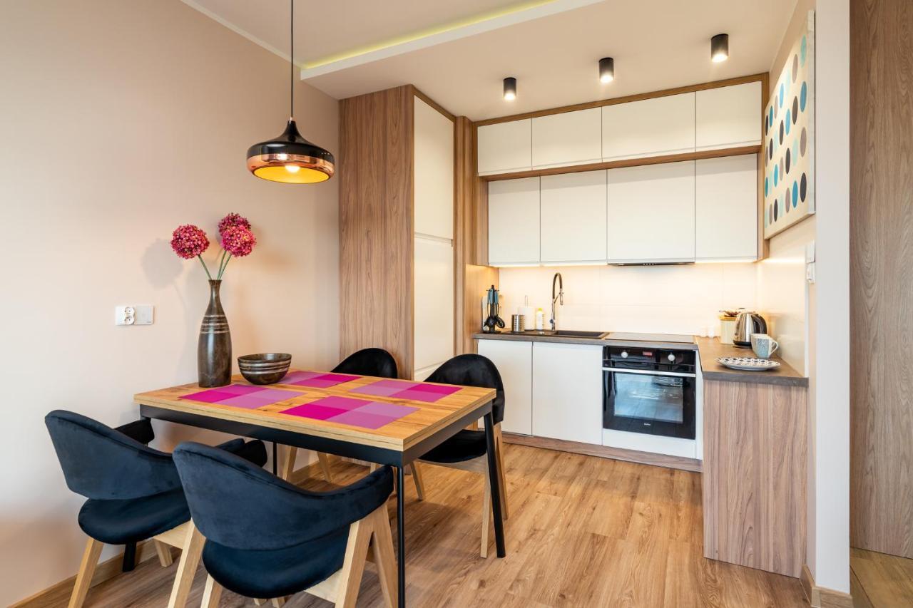 Apartamenty W Gdansku - Zajezdnia Wrzeszcz, Grudziadzka 4B Exterior photo